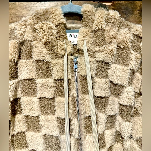 NWT BiBi Cozy Mocha Checkered Sherpa Hooded Jacket - Picture 14 of 16